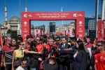 15 Temmuz şehitleri anısına dev kortej