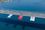 15 Temmuz’un sembolü Kırmızı Beyaz: 5 dev köprü Türk bayraklarıyla donatıldı