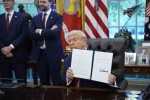 ABD Başkanı Trump: "1 Ekim’den itibaren ağır kamyon ithalatına yüzde 25 gümrük vergisi uygulanacak"