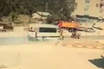 Abdipaşa’da yaşanan kaza güvenlik kamerasına yansıdı