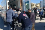 Adliye önünde boşanma kavgası: 2 yaralı