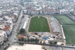 Adnan Menderes Stadyumu’nda çim serildi