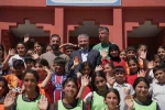 Ağrı’da 14 kütüphane hizmete açıldı, yeni okul projesinin temeli atıldı
