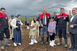 Ağrı’da 2 bin 500 çiftçiye 50 bin meyve fidanı dağıtıldı