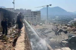 Alanya’da inşaat boruları alev aldı, yangın yatakhaneye sıçradı