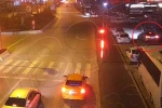 Alkollü sürücü trafiği altüst etti, gözaltına alınırken de 3 polisi yaraladı