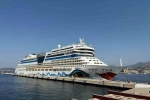 Alman turistleri taşıyan dev kruvaziyer Bodrum’a demirledi