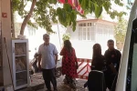 Altyapı çalışmaları sırasında kopan elektrik telleri evlerdeki cihazlara hasar verdi
