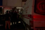 Ambulansı kilometrelerce kovalayıp sıkıştırdılar, başhekimlik bahçesine 1 minibüs adam çağırdılar