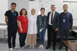 Annesinin böbreğiyle hayata tutundu