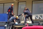 Antalya’da 4. kattan tente üzerine düşen genç adam için seferber oldular