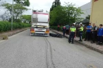 Antalya’da feci kaza: Tırın altında kalan 19 yaşındaki motosikletli genç hayatını kaybetti