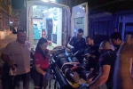 Araması olan şahsın, gözaltına alınacağı sırada kaçışı kamerada