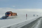 Ardahan’da kar ve tipi ulaşımı aksatıyor