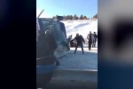 Ardahan’dan gelen yolcu otobüsü Susuz’da devrildi: 17 yaralı
