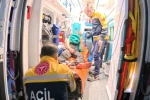 Arkadaşların bıçaklı kavgası kanlı bitti: 1 yaralı 