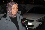 Arnavutköy’de başıboş at otomobillere çarptı: 2 araç hasar aldı