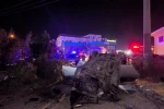Arsuz’da takla atan otomobildeki 3 kişi yaralandı