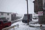 Artvin’in vadilerini sel, yaylalarını kar vurdu