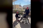 Asansör devre dışı kaldı, itfaiye yaşlı kadını evine taşıdı