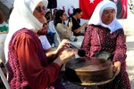 Asırlık gelenek, kadınların ellerinde yeniden hayat buluyor