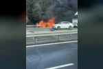 Avcılar’da seyir halindeki araç alev alev yandı