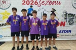 Aydınlı badmintoncular yarı finale yükseldi