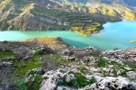 Ayı Nevruzu Gerger kayalıklarını renklendirdi