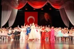 Aylar süren emek sahnede alkış aldı