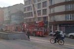 Bacada çıkan yangın sonucu cadde dumanla kaplandı 