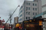 Bağcılar’da kapatılan hastanenin çatısında yangın