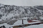 Bahar yerini kışa bıraktı: Erzincan Refahiye’de kar yağışı etkili oldu
