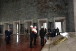 Bakan Bak’tan Anıtkabir’e ziyaret