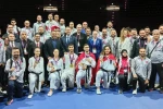 Bakan Bak’tan milli taekwondocular için tebrik