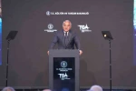 Bakan Ersoy: "Turizm geliri ilk 6 ayda 25,7 milyar dolar oldu"