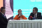 Bakan ile minik öğrencinin gülümseten anları