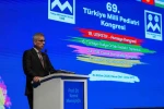 Bakan Memişoğlu: "Biz sağlıkçılar sadece sağlık hizmeti değil, artık sağlık bilgisini üretip onu dünyaya kavuşturan insanlar olacağız"