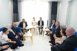 Bakan Tekin nişan törenine katıldı