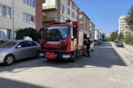 Balkonda alevlenen piknik tüpü sebebiyle yangın çıktı 
