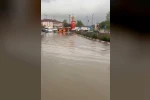 Bartın’da sağanak etkili oldu, caddeler nehre döndü
