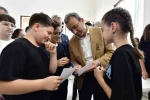 Başkan Ahmet Cin’den üniversiteyi kazanan gençlere müjde: 15 bin liralık eğitim desteği başladı