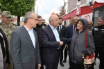 Başkan Er, deprem sonrası sahada çalışmaları inceledi, vatandaşlarla bir araya geldi