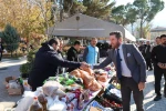 Başkan Tatık Gazze için düzenlenen hayır çarşısını gezdi