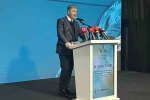Başkan Tugay: "Ya hizmet getirsinler ya da engel olmasınlar"