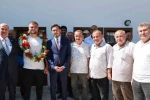 Başpehlivan memleketi Tokat’ta coşkuyla karşılandı