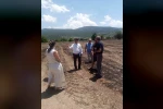 Baştuğ Yelişyurt’ta 14 ton saman balyası yanan üreticiyi ziyaret etti