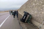 Bayburt-Erzurum kara yolunda trafik kazası: 3 yaralı