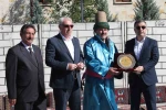 Bayburt’ta yılın ahisi Osman Kodan oldu