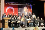 Bayındır’da öğrencilerden türkü şöleni