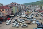Bayram tatili için ilçeye akın ettiler, nüfus 10 kat arttı